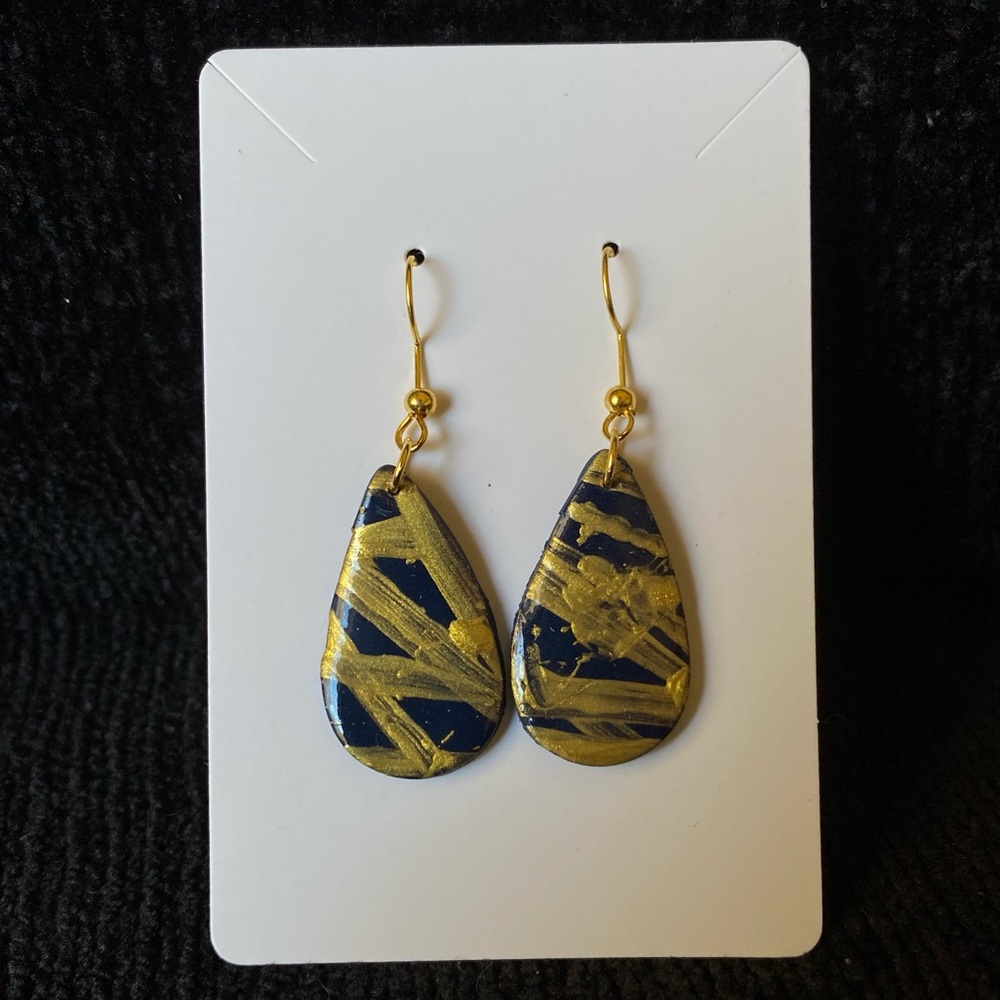 Blue Willow Boutique Earrings